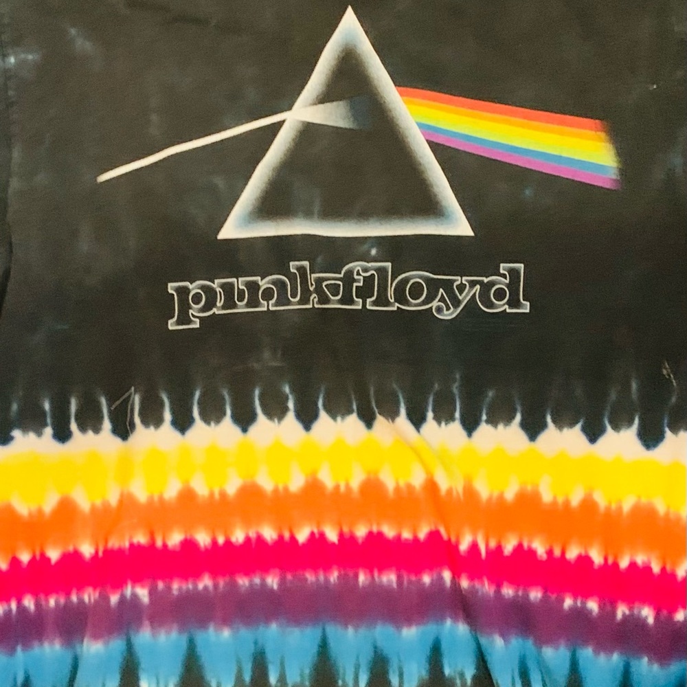 Vintage/Retro Pink Floyd Tie-dye Tee Shirt Dark Side Of The Moon 20 Yrs Old 2000